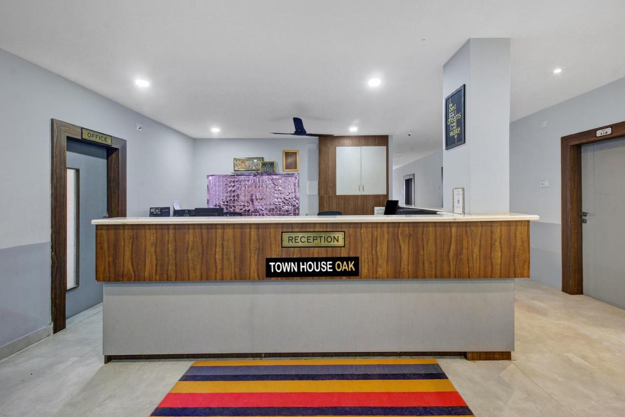 Collection O Hotel Swagath Pride Mancherāl Buitenkant foto