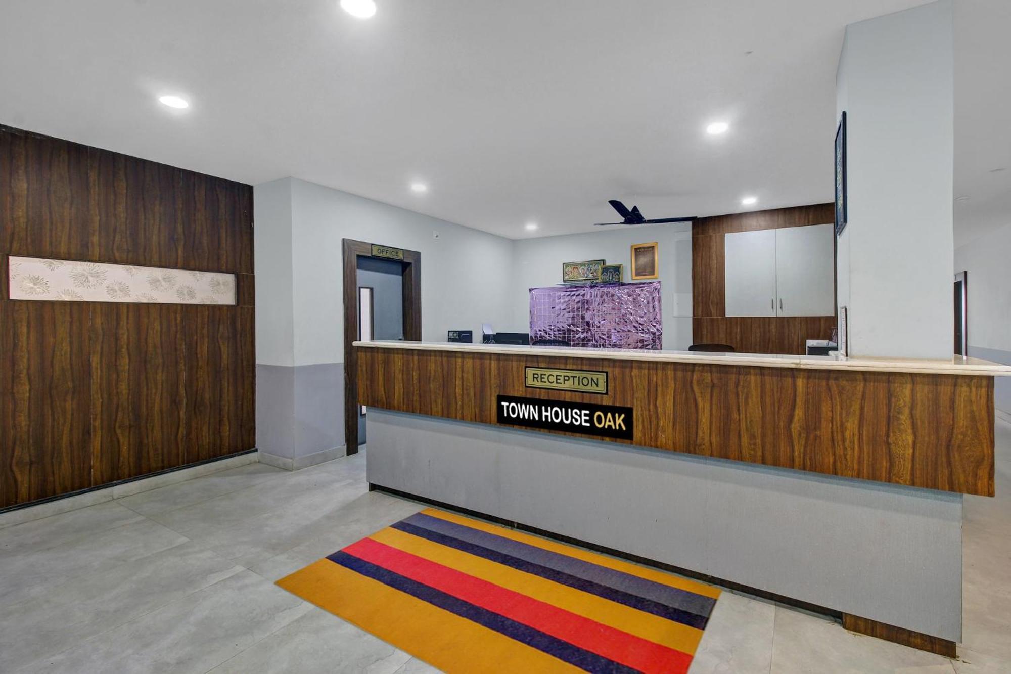 Collection O Hotel Swagath Pride Mancherāl Buitenkant foto